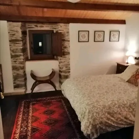 Casa De Piedra En Pequena Aldea De Ortigueira Holiday home Neves (Ortigueira, A Coruna)