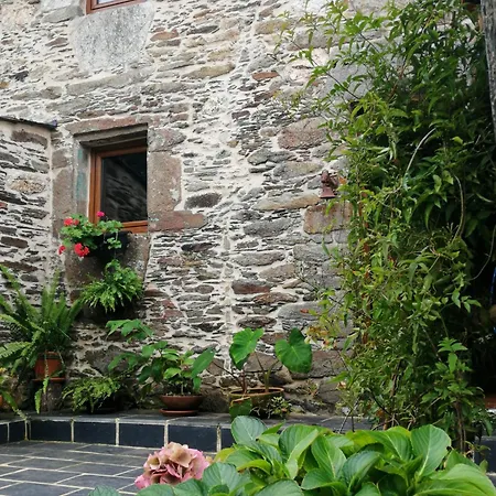 Holiday home Casa De Piedra En Pequena Aldea De Ortigueira Neves (Ortigueira, A Coruna)